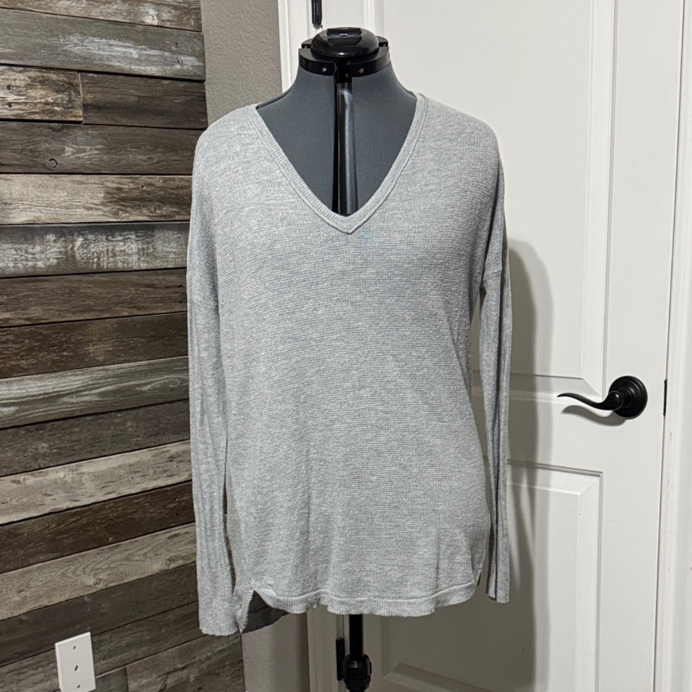 Mossimo Supply Co. Light Gray Sweater XL